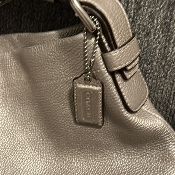 Coach Silver Metallic Pebbled Leather Shoulder Duffel Bag - Picture 4 of 10